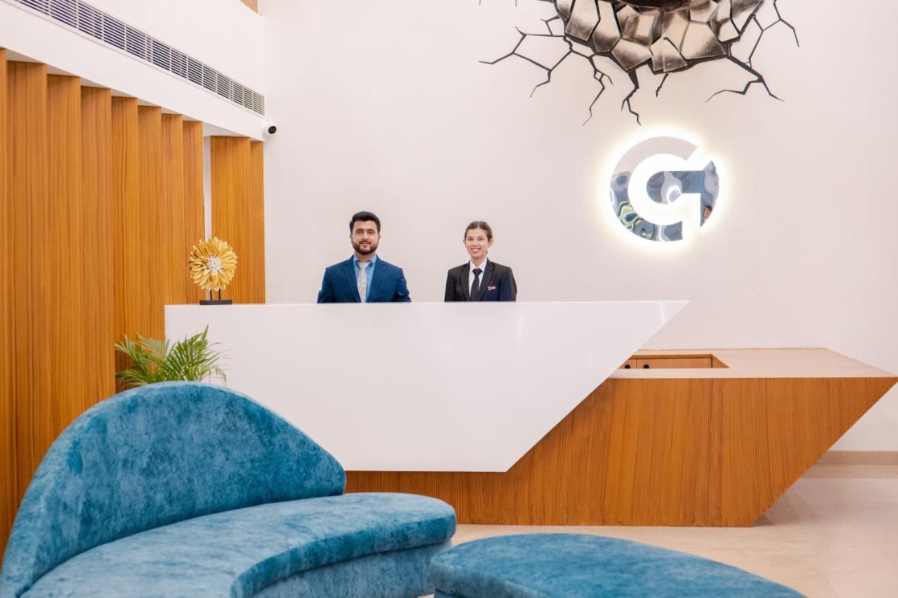 Clubway Grand A Boutique Hotel Jorhāt Buitenkant foto