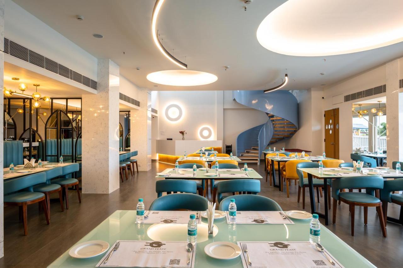 Clubway Grand A Boutique Hotel Jorhāt Buitenkant foto
