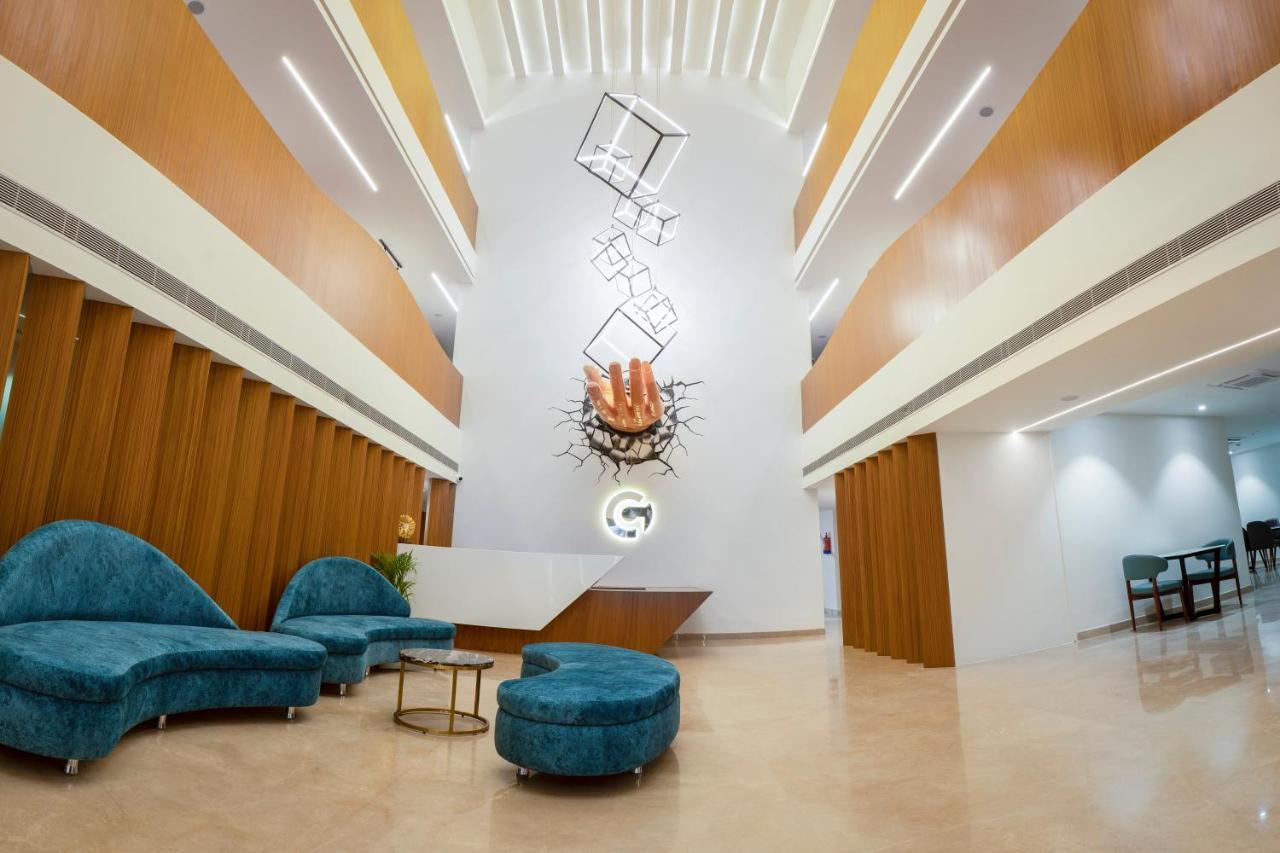 Clubway Grand A Boutique Hotel Jorhāt Buitenkant foto