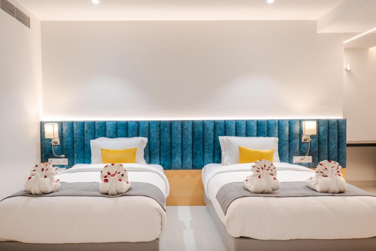 Clubway Grand A Boutique Hotel Jorhāt Buitenkant foto