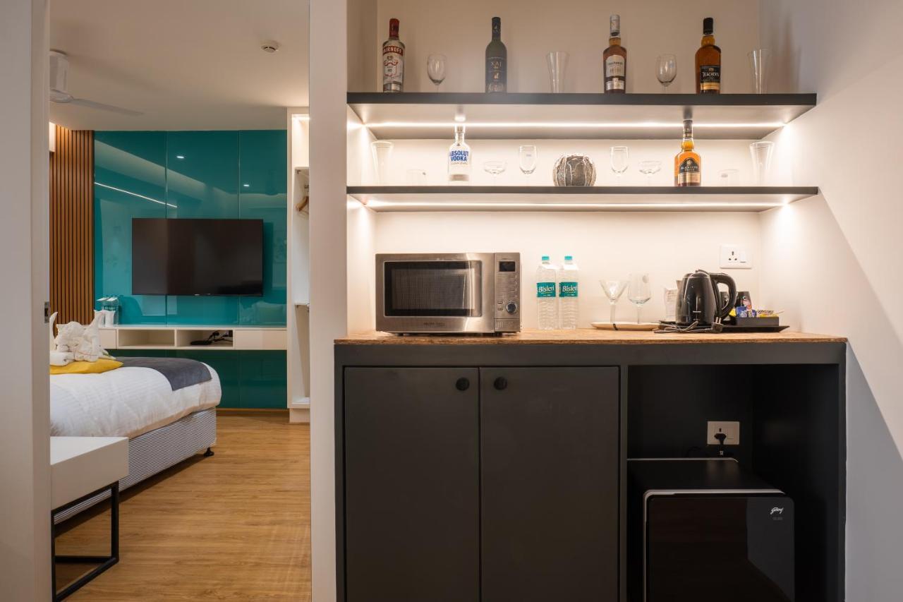 Clubway Grand A Boutique Hotel Jorhāt Buitenkant foto